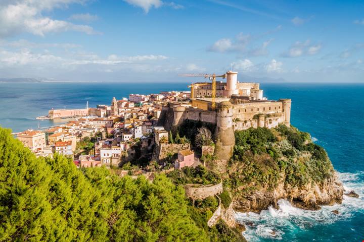 Sapore di mare: ecco i 5 porticcioli più caratteristici del Bel Paese | PaesiOnLine