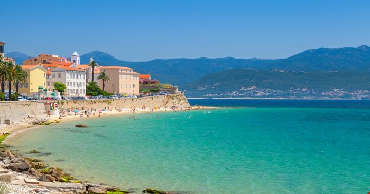 ajaccio-corsica-isola-francia-coastal-paesaggio-urbano_s=1024x1024&w=is&k=20&c=gnJKH2Besz0SXKQZl6KFsO1I5pgqZOKsuLuNQi00A78=