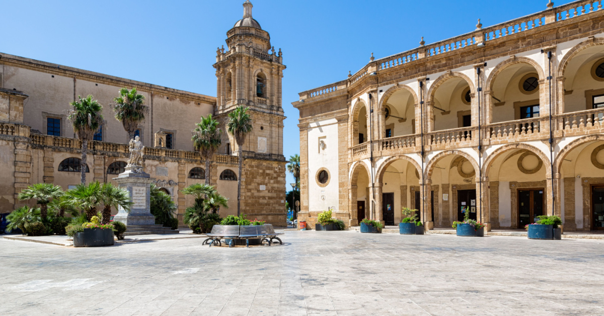 Ferragosto è alle porte, dove passare questa giornata di festa? Ecco 3 incredibili borghi marinari del sud Italia | PaesiOnLine