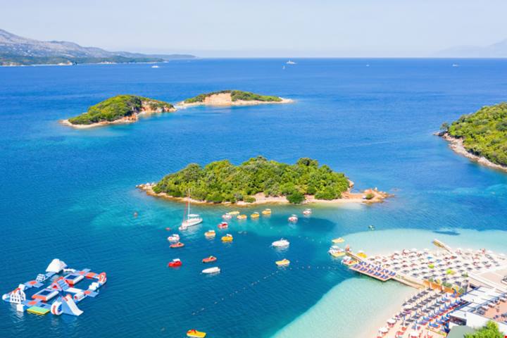 Nè Mykonos nè Ibiza: la meta più ambita dell'estate 2023 si trova in Albania, ed è veramente mozzafiato | PaesiOnLine