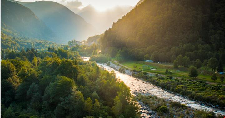 ora-doro-sulla-valle-del-fiume-sesia_s=1024x1024&w=is&k=20&c=xLZJ_JlR91yTeNdc3bMNQg95ayVyd4WW1Q7Yz6ljT8s=