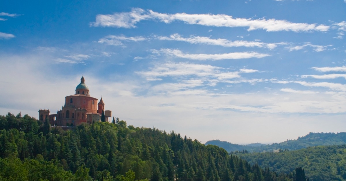 san-luca-basilica-di-bologna-italia_s=1024x1024&w=is&k=20&c=qGhKEzEieXb0TU39GnuZoQ0N3dBYFsLobK4o6j6JxE4=