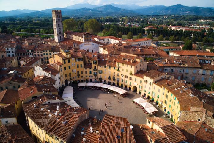 La Città delle Cento Chiese è in Toscana ed è pronta a stupirti