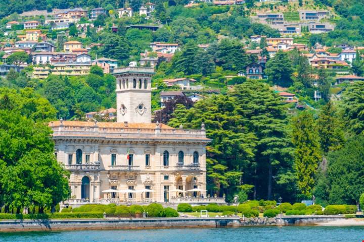 Non solo panorama: ecco il paesino sul lago di Como dove la vita scorre serena tra mille bellezze | PaesiOnLine
