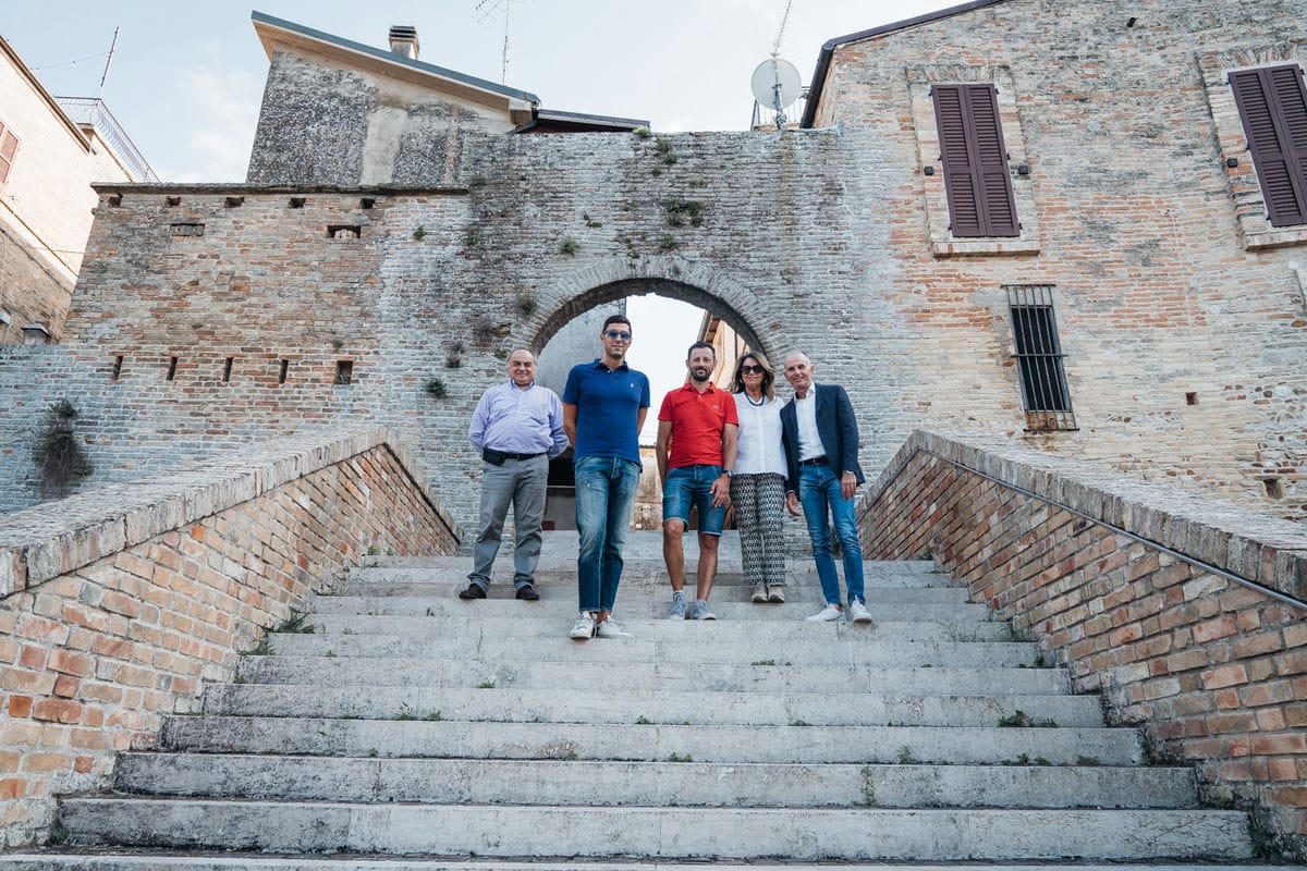 L’anima autentica dell’Abruzzo: Terramàne, un viaggio tra storia, gusto e natura immersi nelle verdi colline.