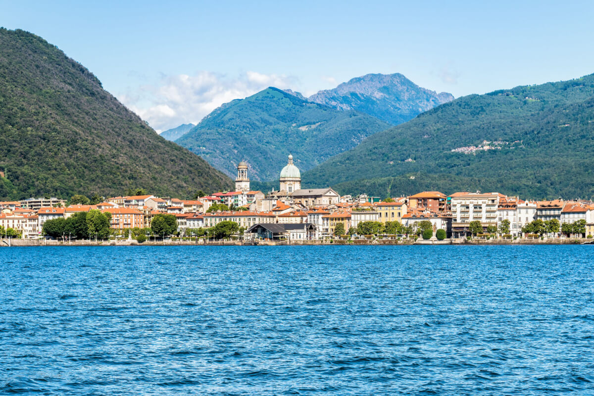 Sulle sponde del Lago Maggiore c'è un vero e proprio gioiello in stile liberty: ecco cosa sapere | PaesiOnLine