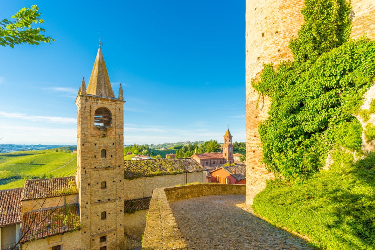 Un gioiello medievale nel paradiso delle Langhe: questo antico borgo nascosto è un patrimonio del Piemonte | PaesiOnLine