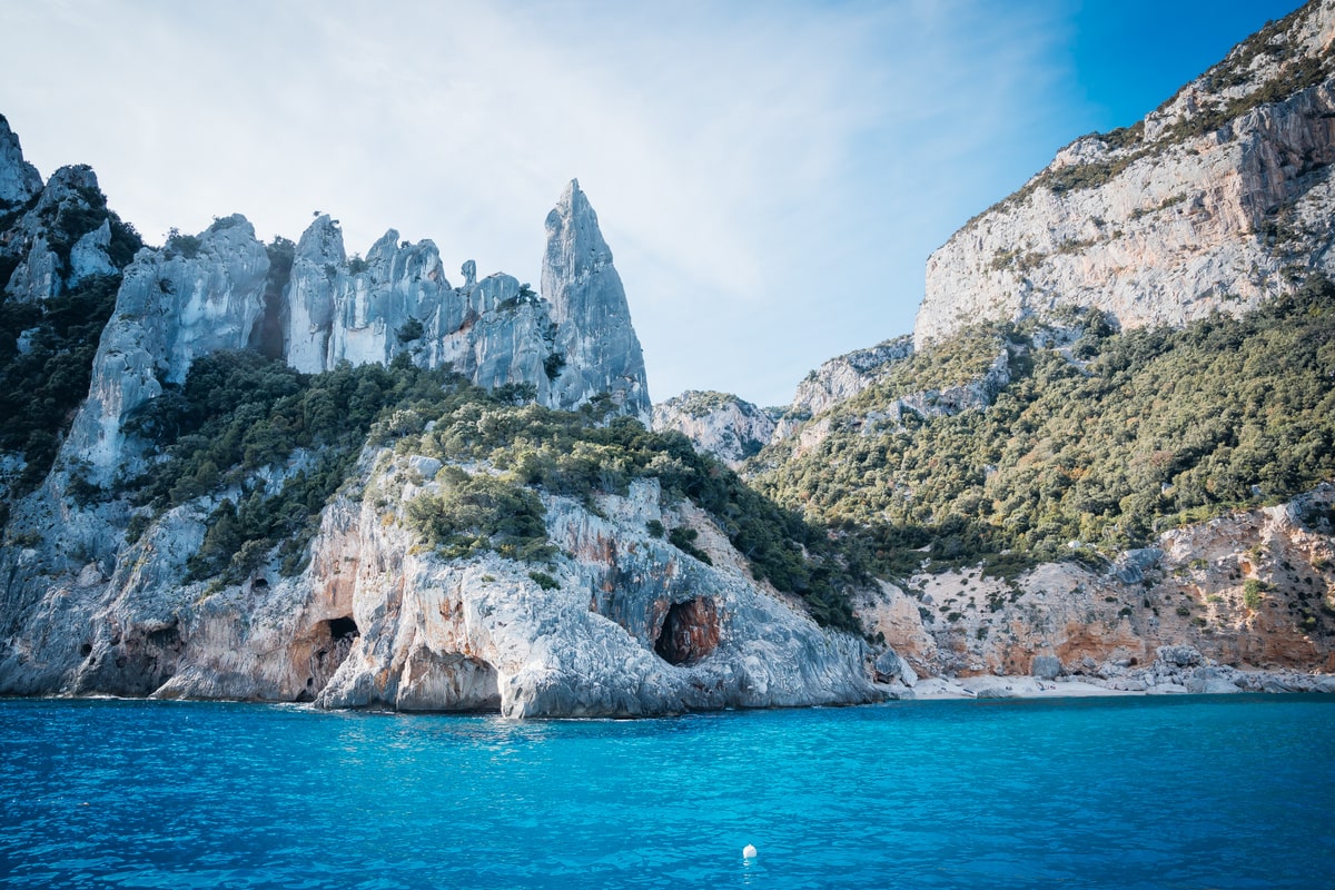A metà tra mare e montagna alla scoperta di un vero e proprio gioiello sardo: la provincia dell'Ogliastra | PaesiOnLine