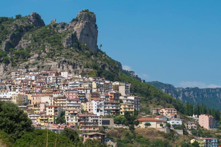 A metà tra mare e montagna alla scoperta di un vero e proprio gioiello sardo: la provincia dell'Ogliastra | PaesiOnLine