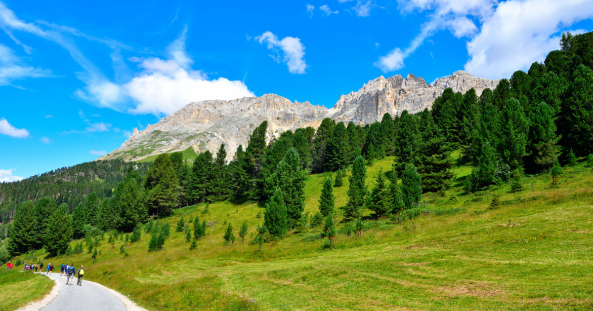 Arte, divertimento e relax tra le cime dell'Alto Adige: ecco il borgo dove è custodita la campana più antica della regione | PaesiOnLine