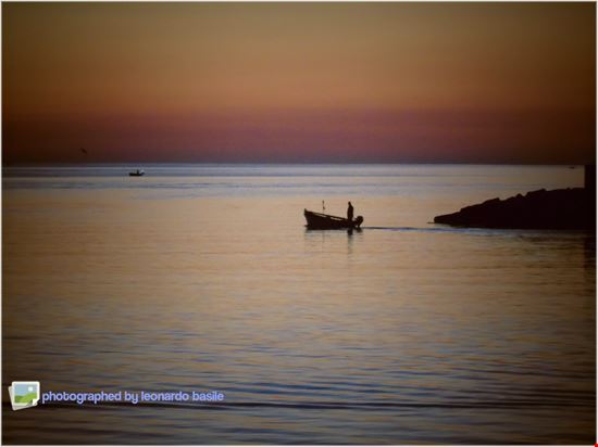  Alba dal porto di S.Spirito (BA) leonardo basile 