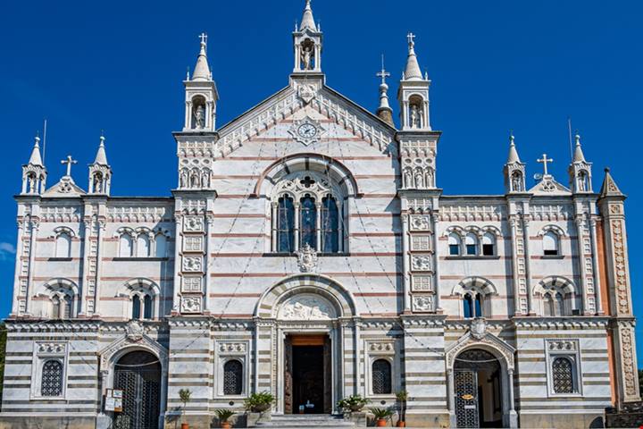In Liguria c'è un meraviglioso santuario che offre un panorama unico sul Tigullio e Portofino: un'opera d'arte unica | PaesiOnLine