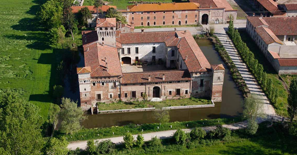 In provincia di Brescia c'è un antico maniero custode di segreti e misteri: è uno dei castelli più belli della Lombardia | PaesiOnLine