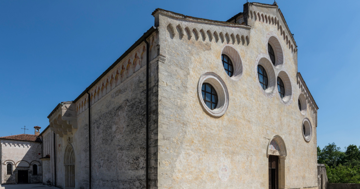 In Friuli Venezia Giulia c'è l'antico ma caratteristico borgo del mosaico: qui è racchiusa una tradizione secolare | PaesiOnLine
