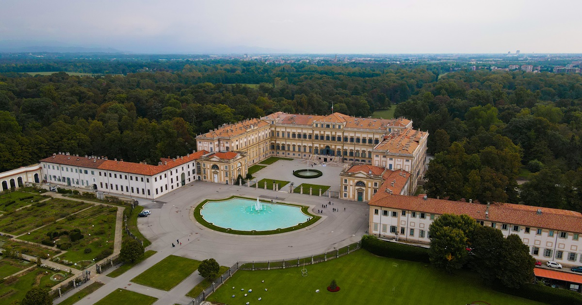 Sembra Versailles ma siamo a due passi di Milano: questa villa meravigliosa è un vero capolavoro architettonico | PaesiOnLine