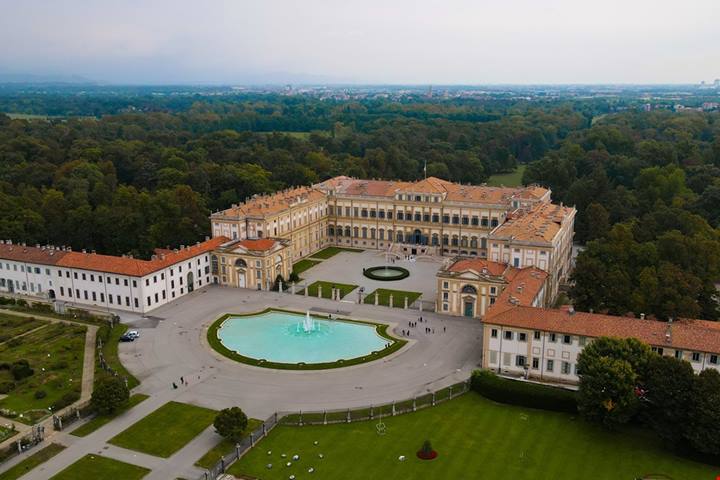 Sembra Versailles ma siamo a due passi di Milano: questa villa meravigliosa è un vero capolavoro architettonico | PaesiOnLine