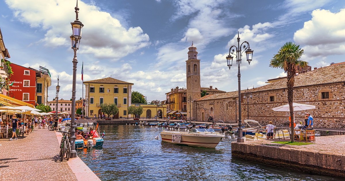 A pochi minuti di macchina da Verona ci sono 3 meravigliose località da scoprire tutte in un unico itinerario | PaesiOnLine