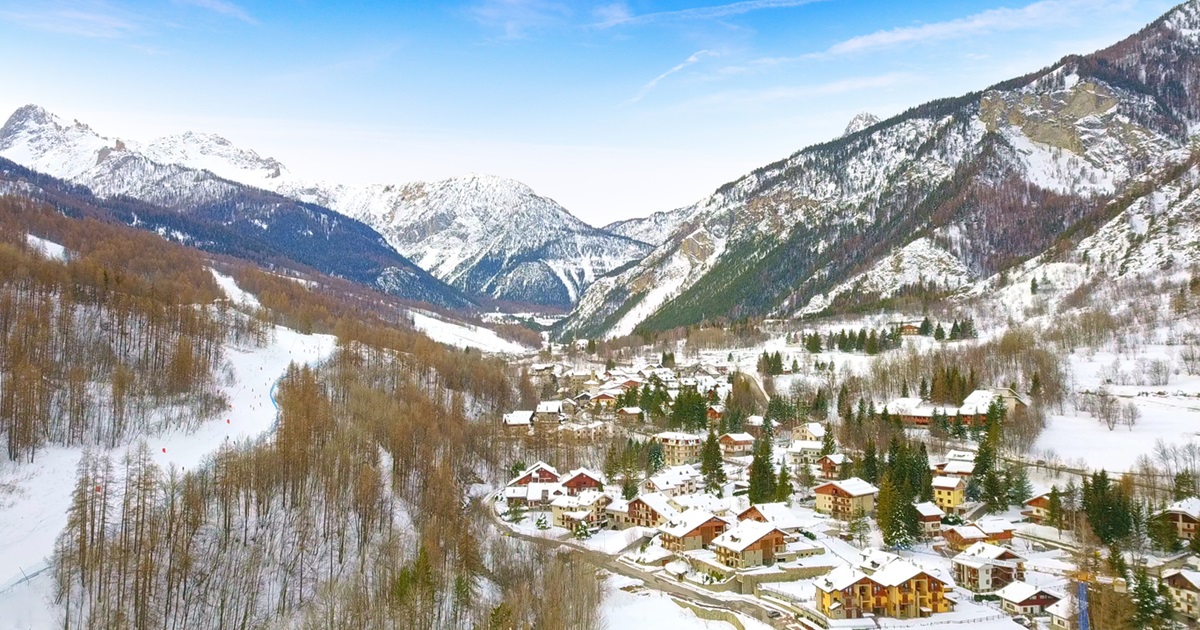 3 gioielli ai piedi delle alpi: questi borghi si trovano in Piemonte e nascondono un fascino montanaro ed un paesaggio da sogno | PaesiOnLine