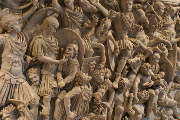 Ieri meravigliosa dimora aristocratica, oggi è la sede del Museo Nazionale Romano: questo palazzo è uno dei più belli della Capitale