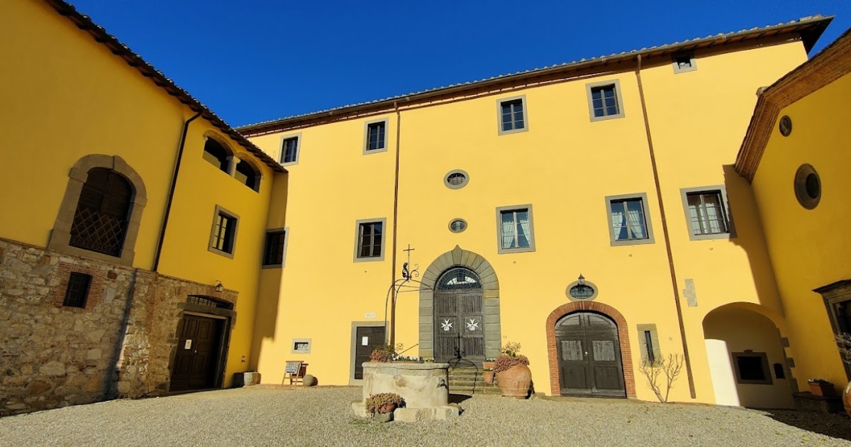 Tra le pieghe del Chianti Classico c'è un antica fortezza che svetta tra la vegetazione: ecco come raggiungerla | PaesiOnLine 