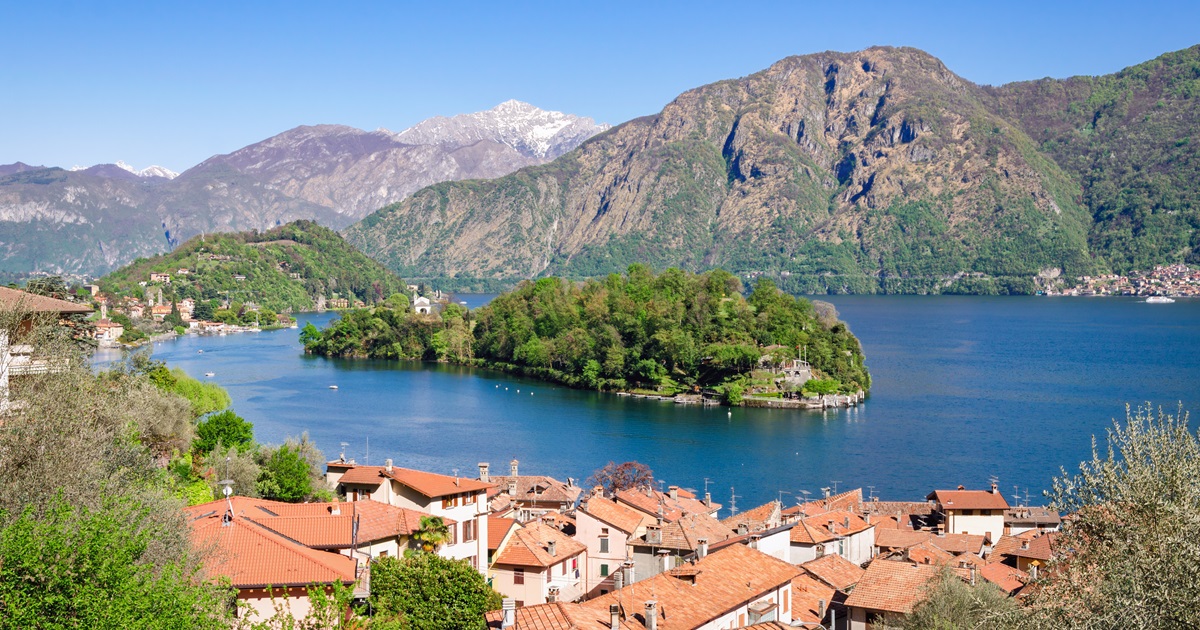 Un centro religioso nel bel mezzo del Lago di Como: quest'isola è la destinazione perfetta per chi vuole avventurarsi in barca | PaesiOnLine
