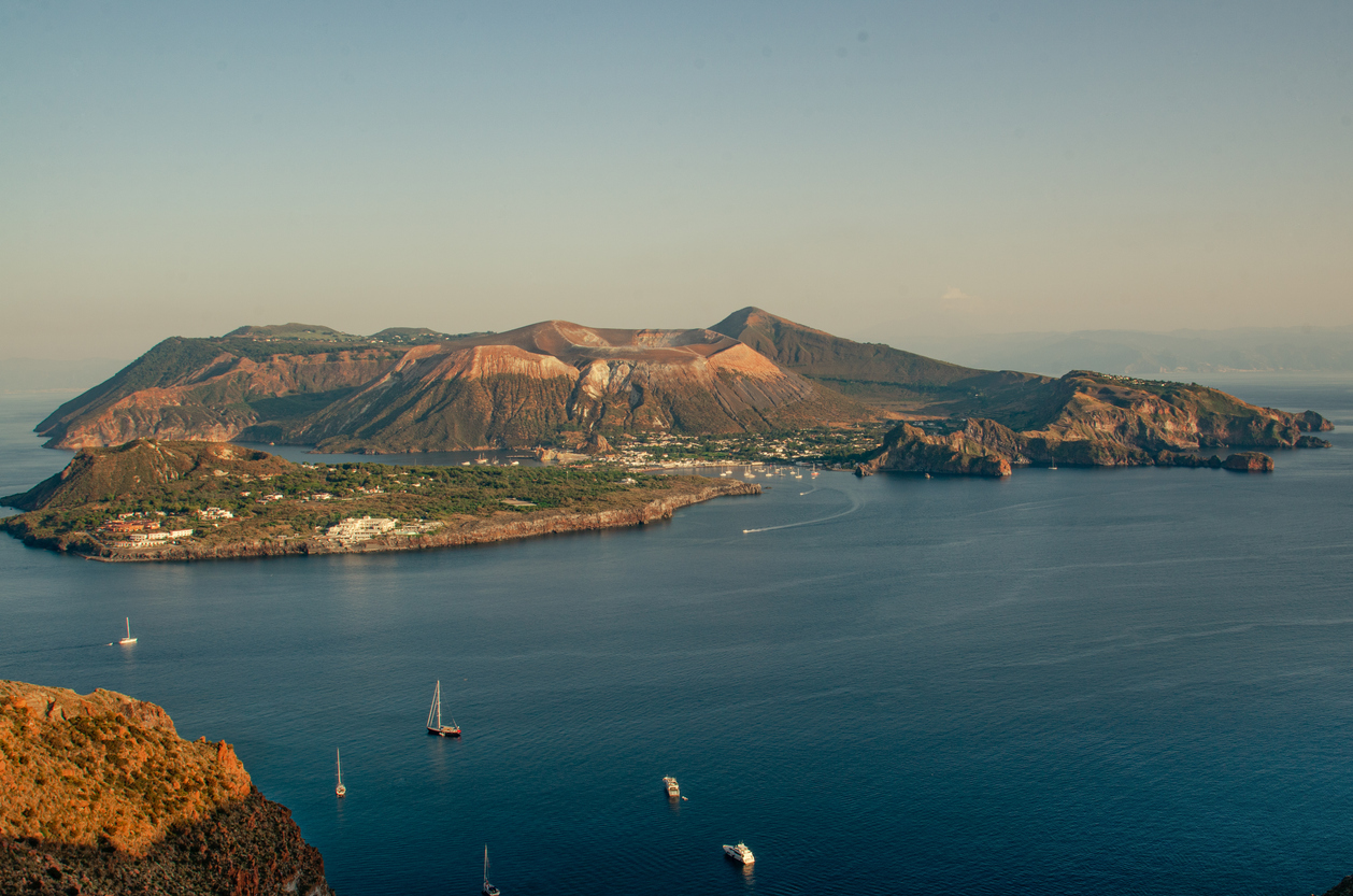 In Italia ci sono almeno 5 isole meravigliose da visitare quest'estate, senza scomodare la Sardegna | PaesiOnLine