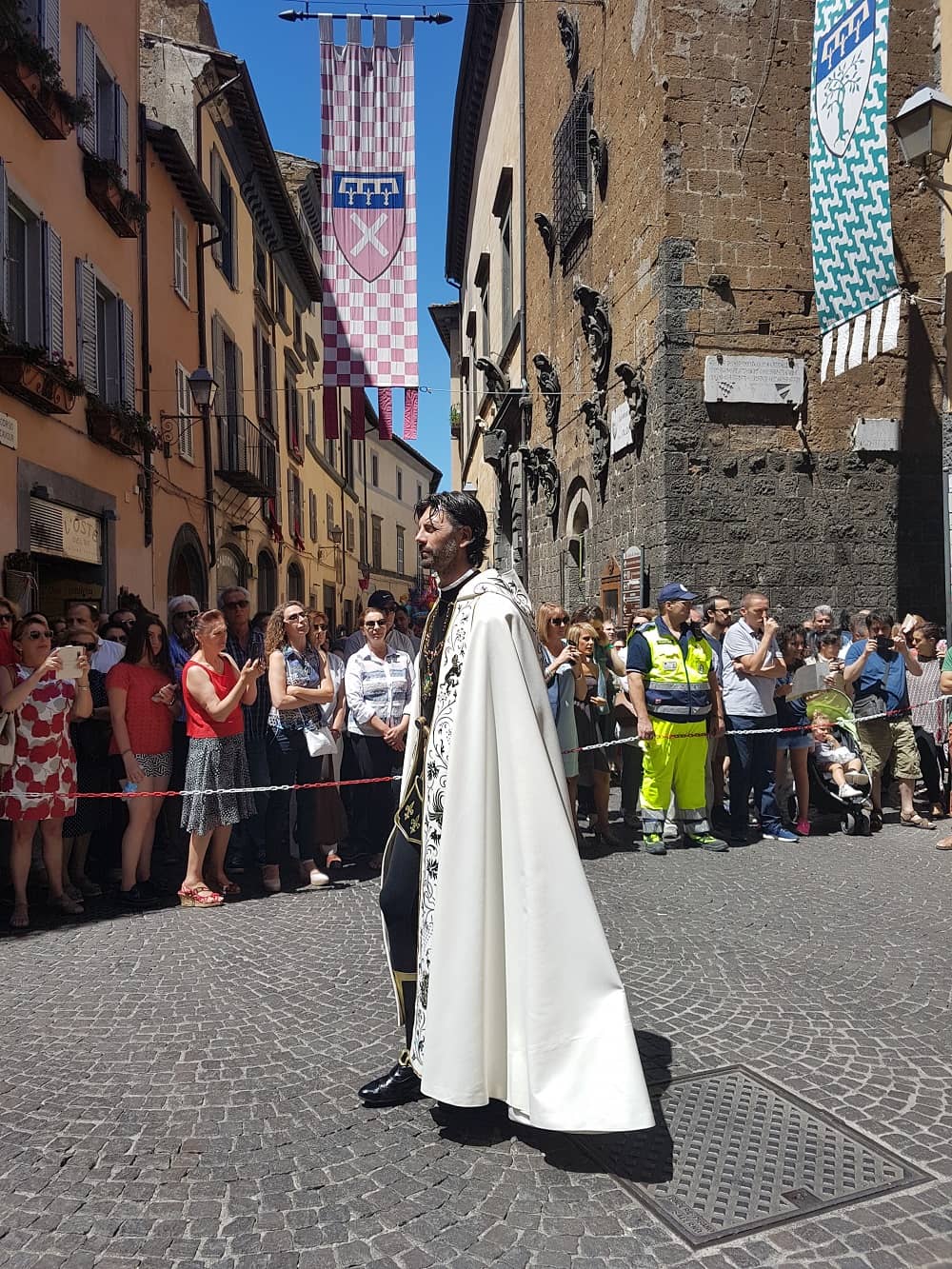 Orvieto: tra storia medievale e sapori del territorio, un Viaggio nell'Anima dell'Umbria con la magia del Corpus Domini (2 giugno, 2024)