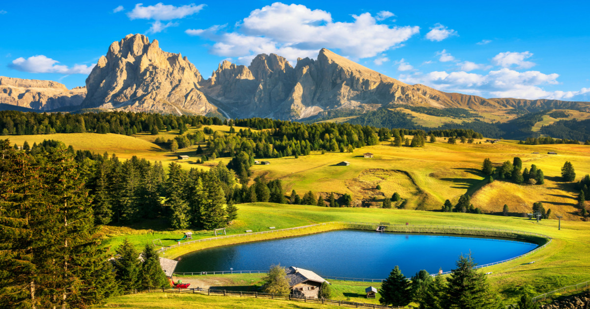 C'è poco di bello come la montagna in estate: ecco il borgo meraviglioso in Trentino Alto Adige dove potrai goderne appieno 