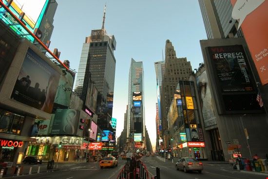 Broadway Fonte: Zack Frank - ©Shutterstock Zack Frank - ©Shutterstock Zack Frank - ©Shutterstock