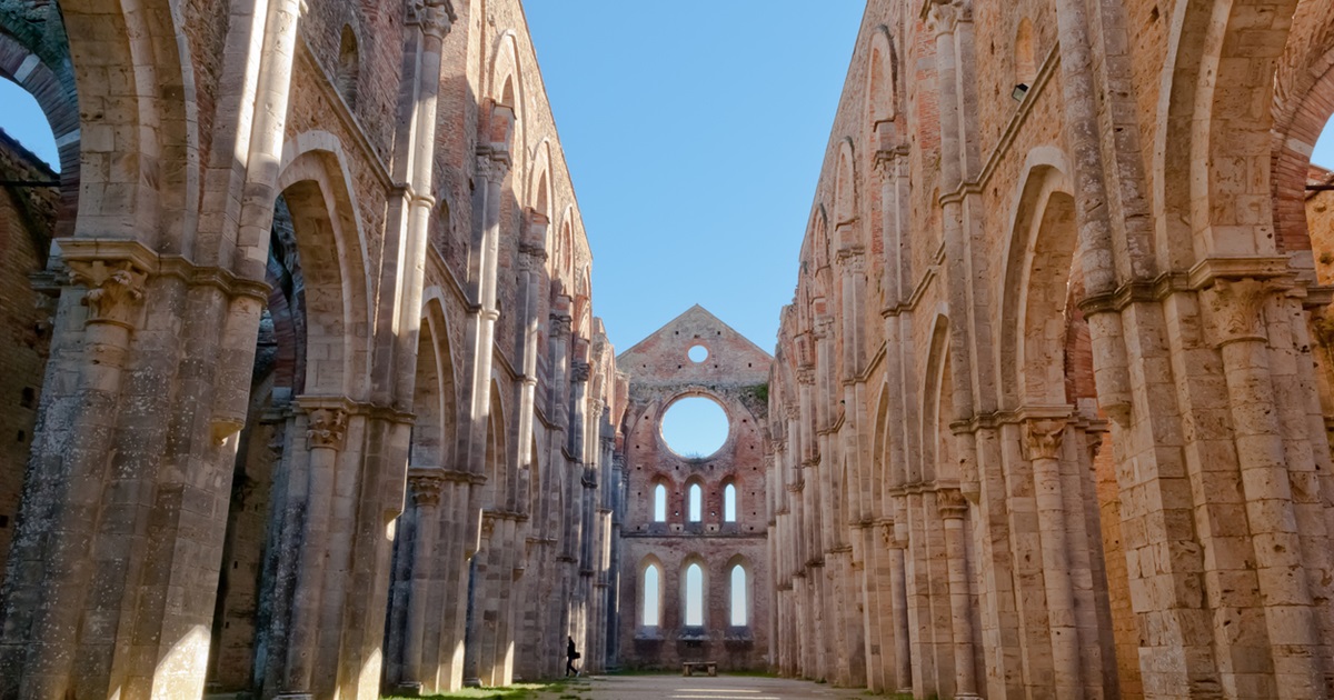 A due passi da Siena ci sono 3 località meravigliose che ti trasportano indietro direttamente nel medioevo: scopri quali | PaesiOnLine