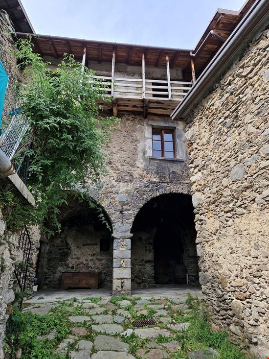 Teglio Borgo   