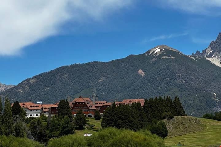 Alla scoperta di Bariloche: la Svizzera argentina, tra laghi, trekking e delizie al cioccolato