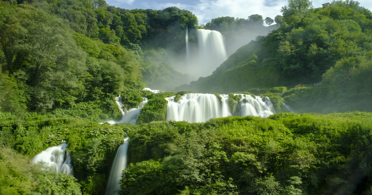 Caldo da record? Per una gita rinfrescante abbiamo selezionato 5 tra le cascate più belle d'Italia: ecco quali sono
