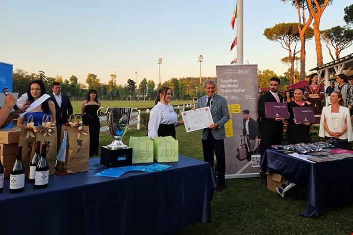 La tradizione del Polo a Roma con la Coppa Polo Ambasciata Argentina 2024: un evento sportivo di grande tradizione che affascina tra cavalli, eccellenze enogastronomiche e sonorità argentine