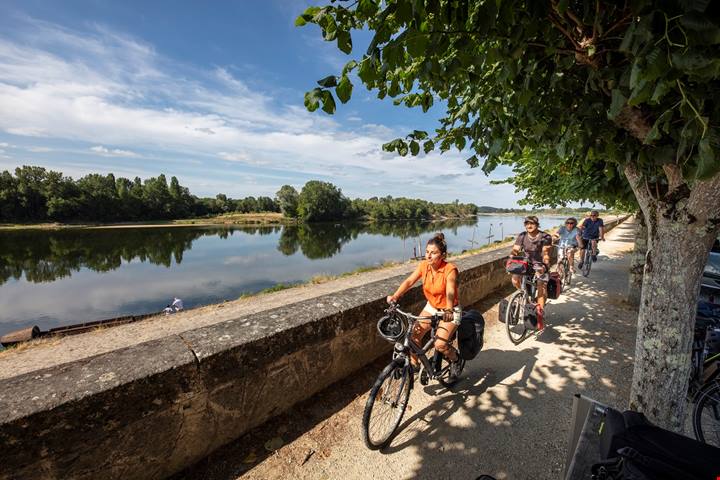 Alla scoperta della Loire à Vélo: un viaggio enogastronomico tra castelli e paesaggi da sogno