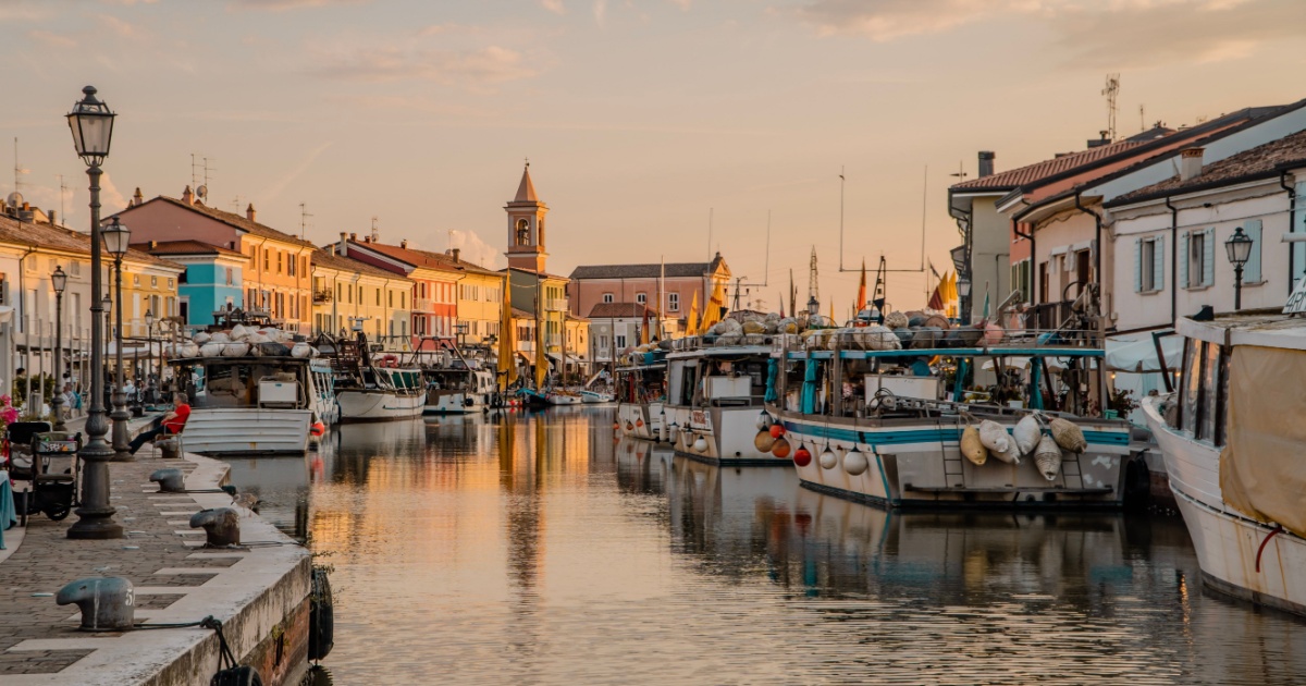 A metà tra Rimini e Ravenna c'è quella che sembra la piccola Venezia dell'Emilia Romagna: qui Leonardo Da Vinci ha lasciato una traccia indelebile | PaesiOnLine