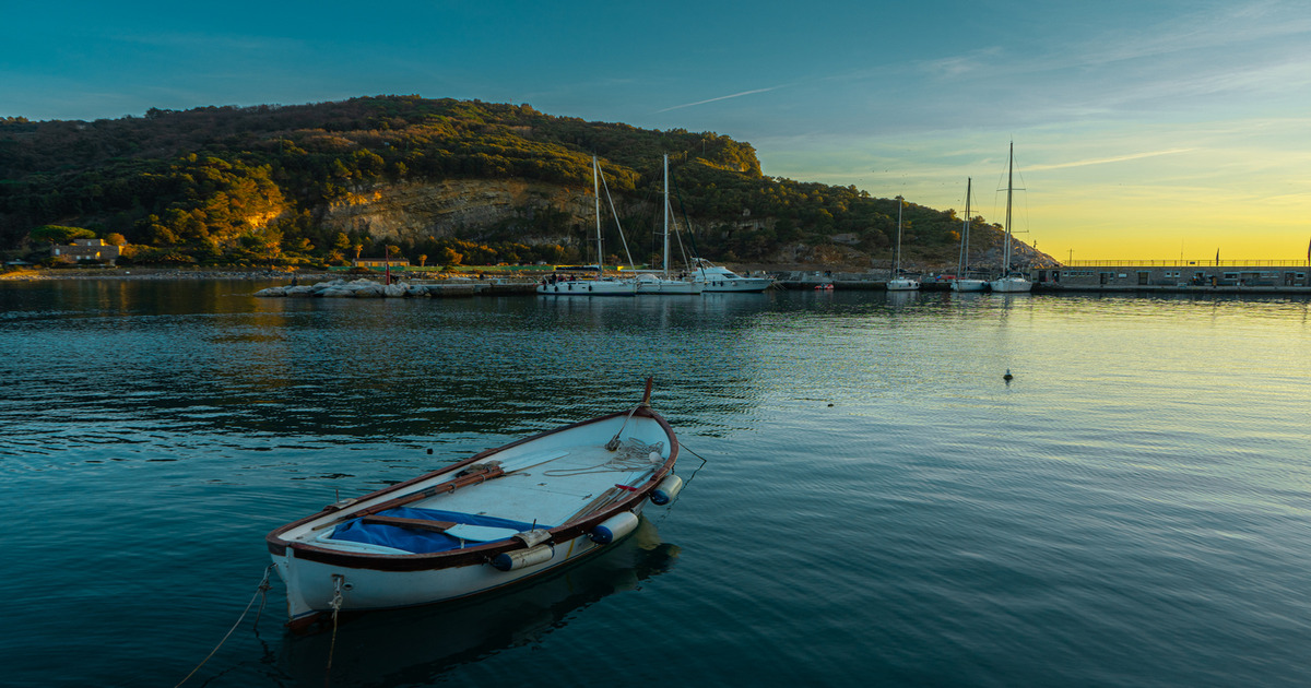 Non solo 5 Terre: in Liguria, nella provincia di La Spezia, c'è un'isola meravilgiosa per sfuggire alle mete tropppo turistiche
