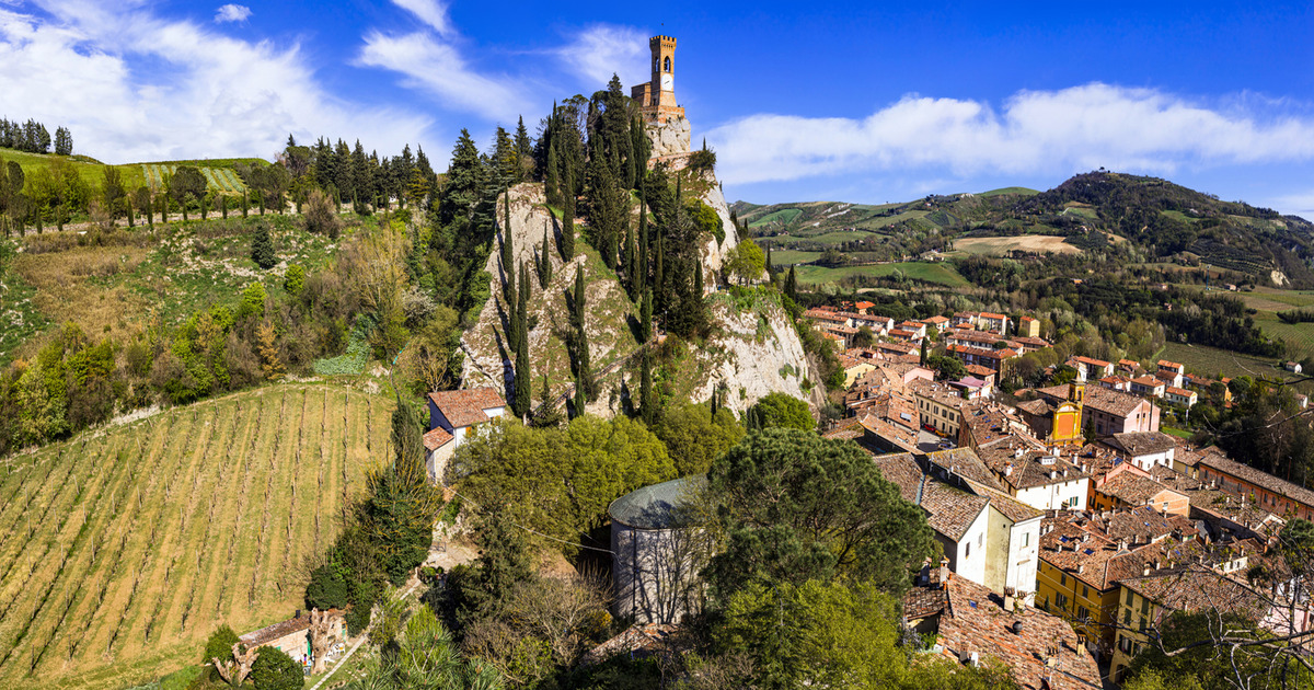 ll giorno di Ferragosto non scegliere il mare: fai visita ad uno di questi 3 borghi in collina per una scelta controtendenza