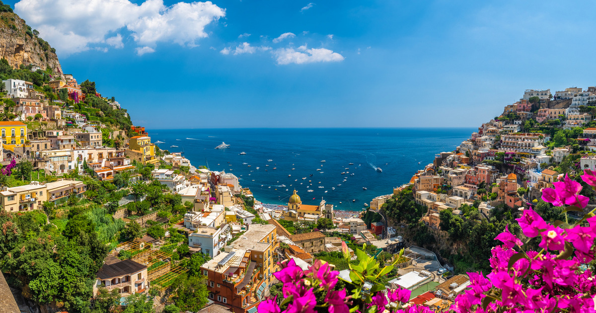 Nè Positano nè Monterosso, tra i borghi più cercati d'Italia c'è questa vera e propria perla sul mare in provincia di Napoli