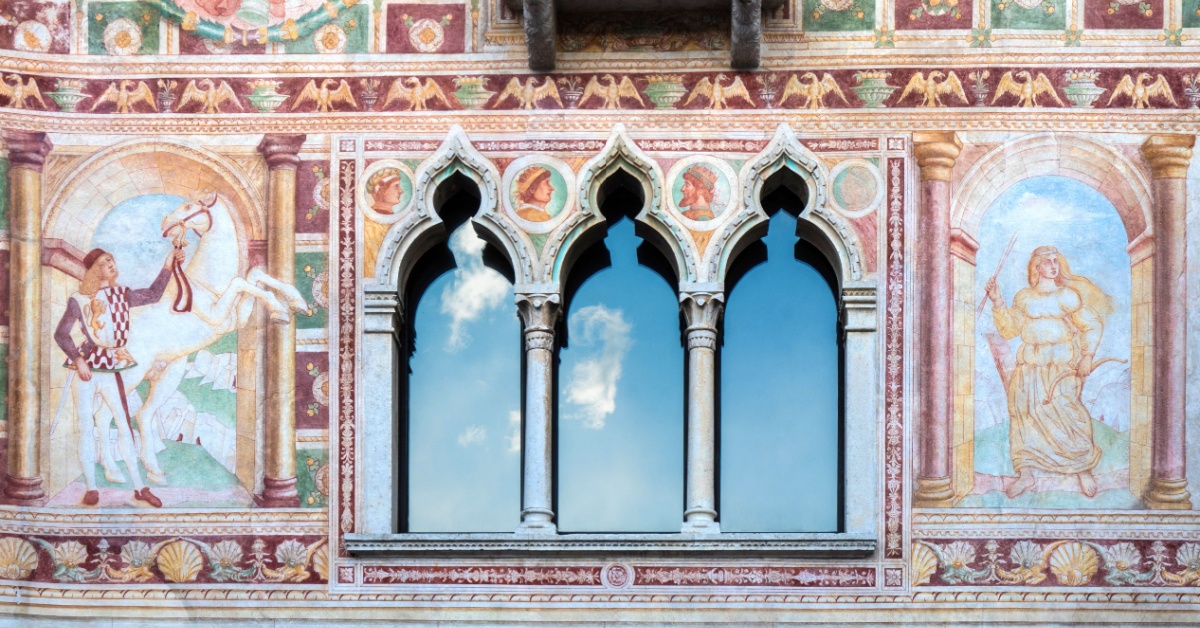 Friuli, il paese dei mosaici dove ogni angolo è un arcobaleno dell'arte