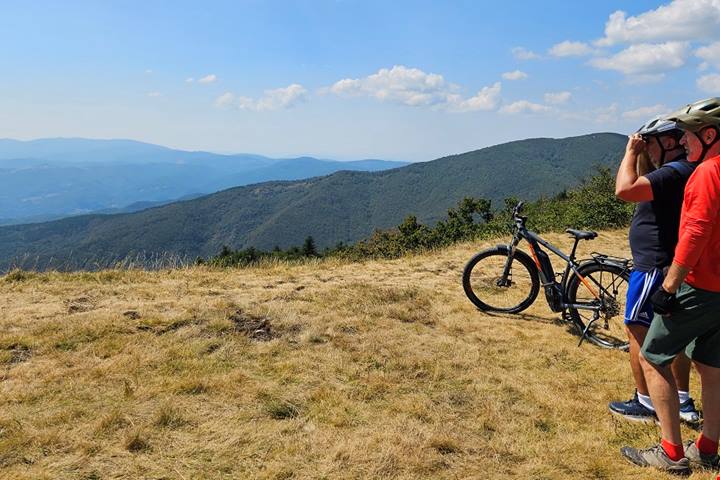Alla scoperta del Parco Nazionale delle Foreste Casentinesi nell’appennino tosco-romagnolo: un viaggio come una volta tra natura, tradizione e ospitalità autentica