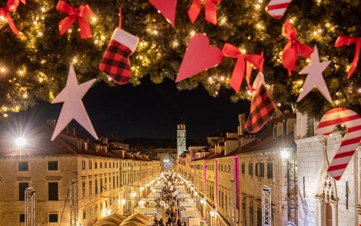 Dubrovnik  Winter Festival by Grgo Jelavic
