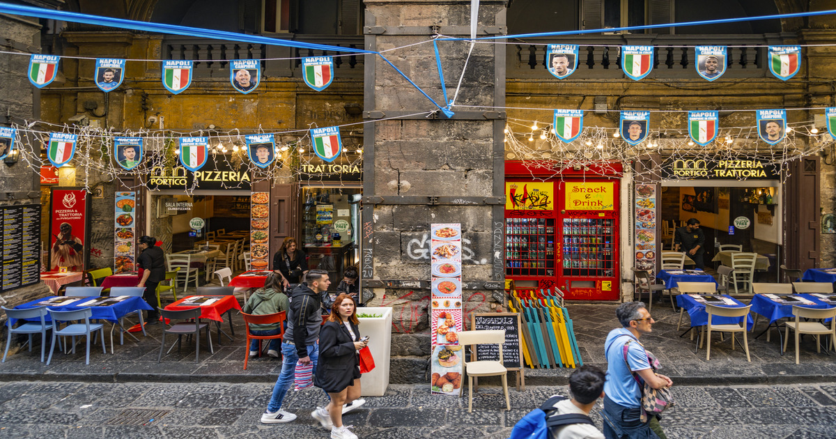 Premiata la città dove si mangia meglio al mondo! Un indizio? Si trova in Italia e ci fanno la pizza più famosa del globo