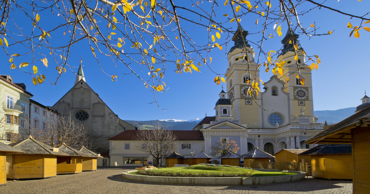 Che sia in Italiano o in Tedesco, c'è un piccolo centro pittoresco in Alto Adige che ogni anno attira migliaia di turisti stranieri