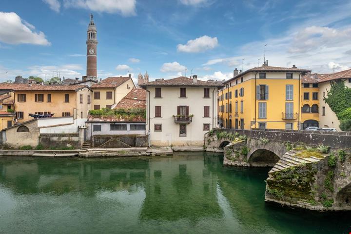 Borghi vista fiume Lombardia_2329479983