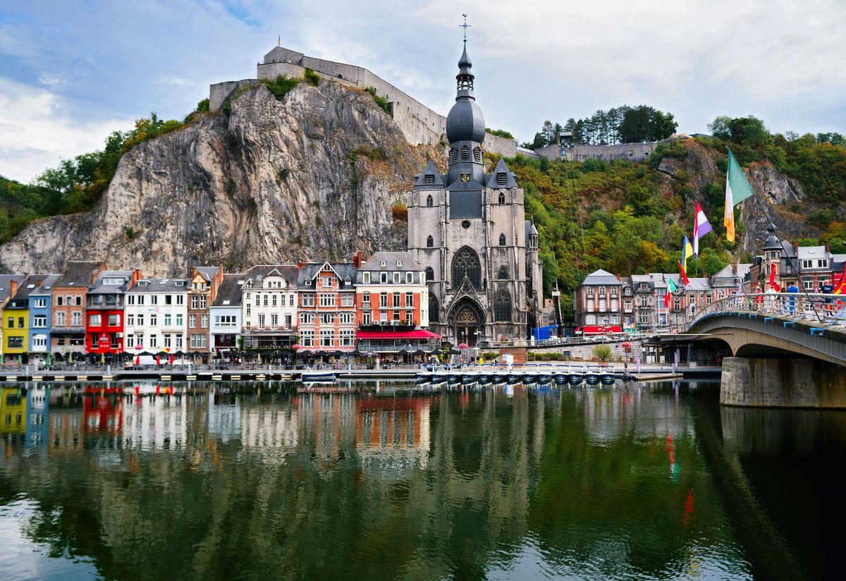 I posti giusti per chi ama sognare: visitare queste mete in Europa è come fare un viaggio in una favola