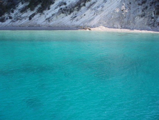 Scorcio della lunghissima spiaggia di Gidaki