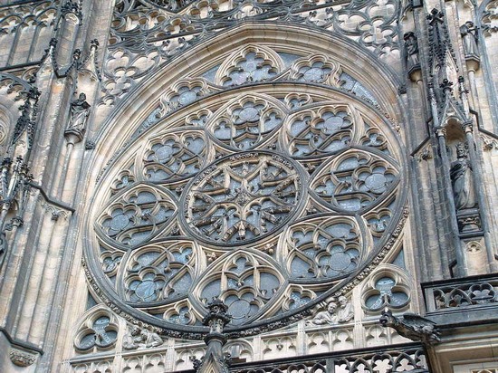 Particolare del rosone