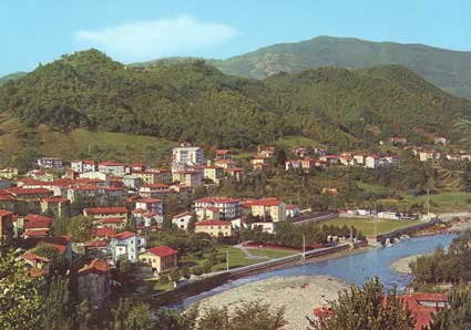 Fiume Serchio e veduta impianti sportivi
