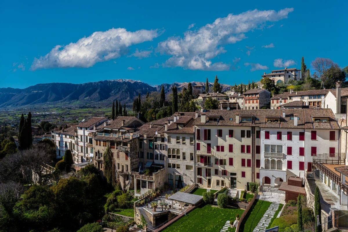 asolo-512627790